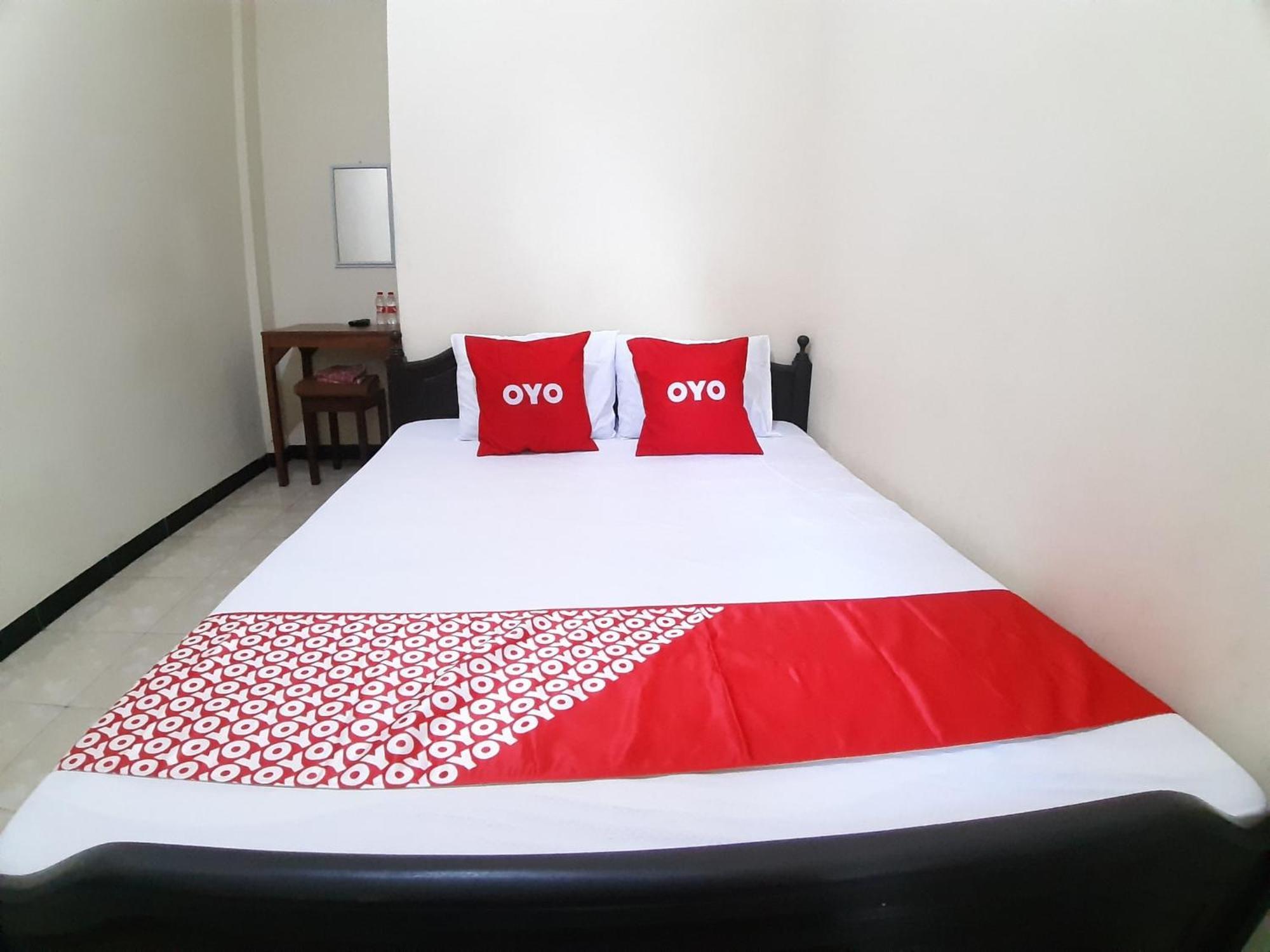 Oyo 2826 Panderman Residence Blitar Kültér fotó