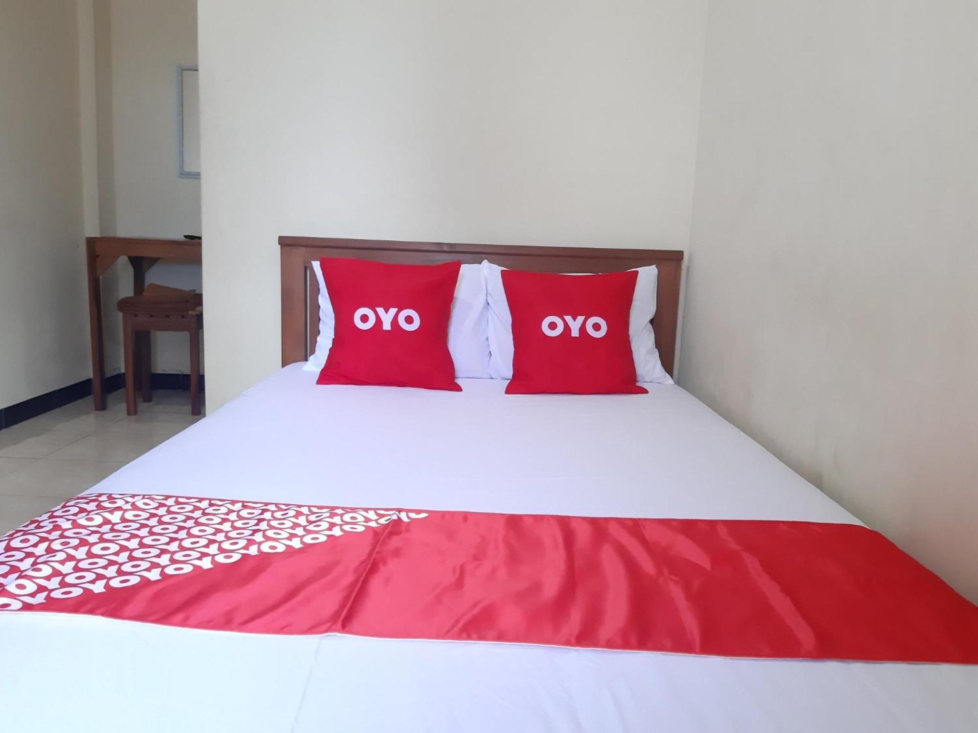 Oyo 2826 Panderman Residence Blitar Kültér fotó