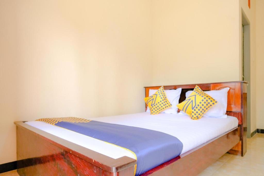 Oyo 2826 Panderman Residence Blitar Kültér fotó