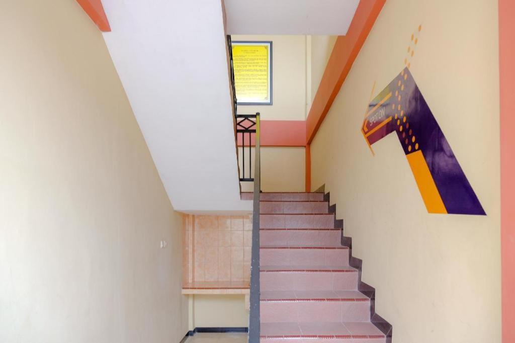 Oyo 2826 Panderman Residence Blitar Kültér fotó